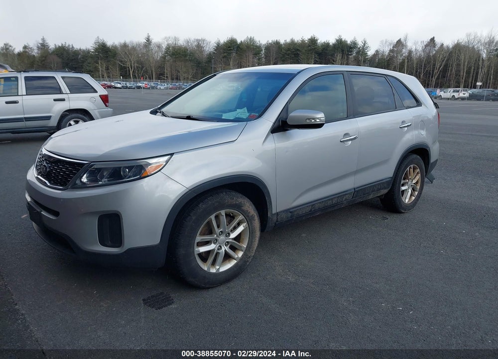 2015 KIA SORENTO VIN: 5XYKT3A66FG579406