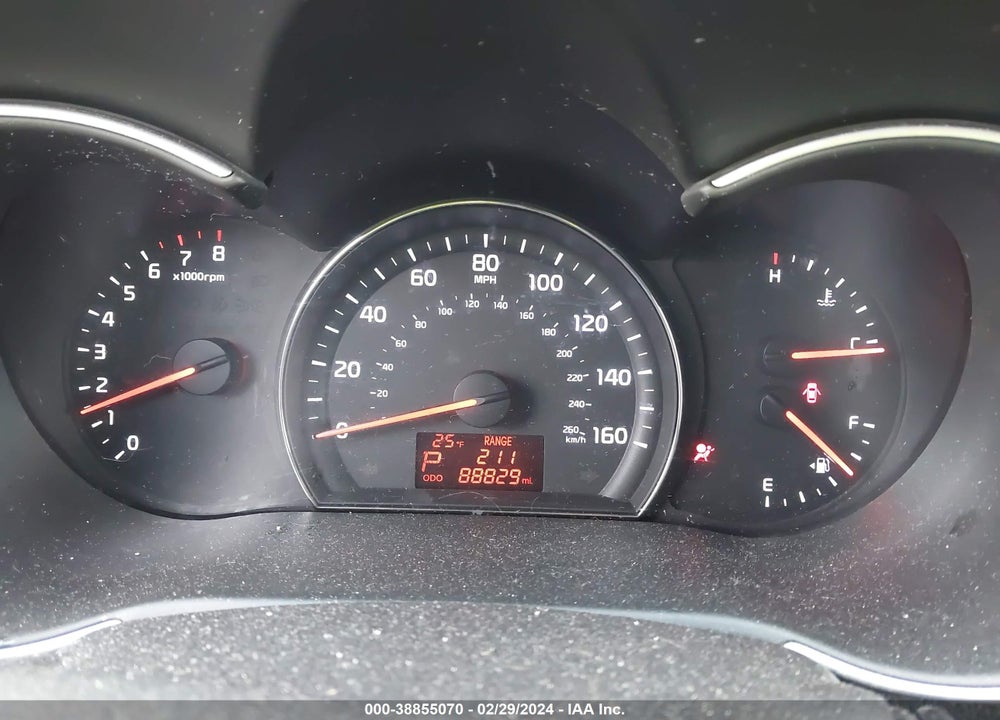 2015 KIA SORENTO VIN: 5XYKT3A66FG579406