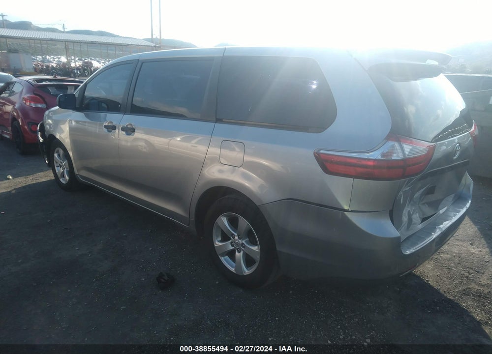 2017 TOYOTA SIENNA L 7 PASSENGER VIN: 5TDZZ3DC2HS869422