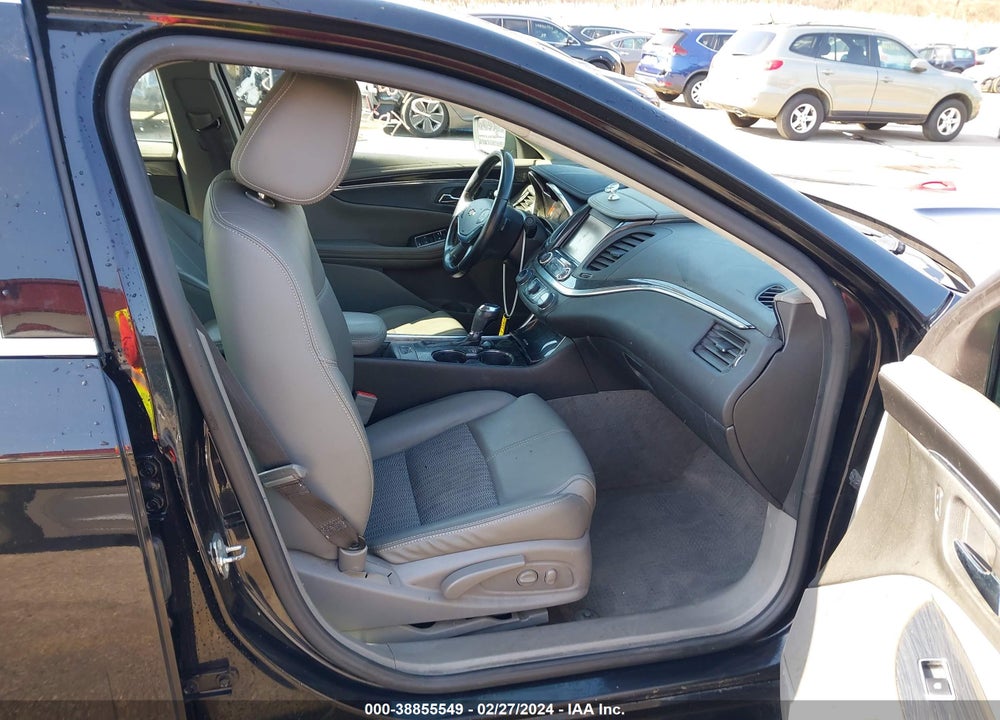 2018 CHEVROLET IMPALA 1LT VIN: 2G1105S38J9110982