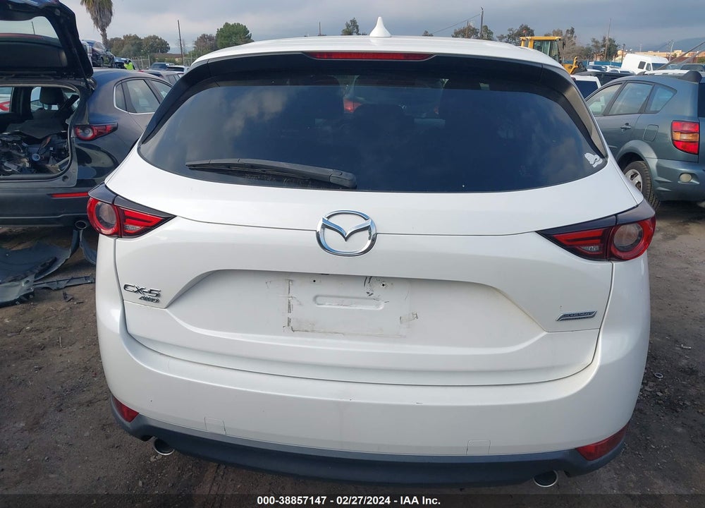 2018 MAZDA CX-5 GRAND TOURING VIN: JM3KFBDM0J0425646