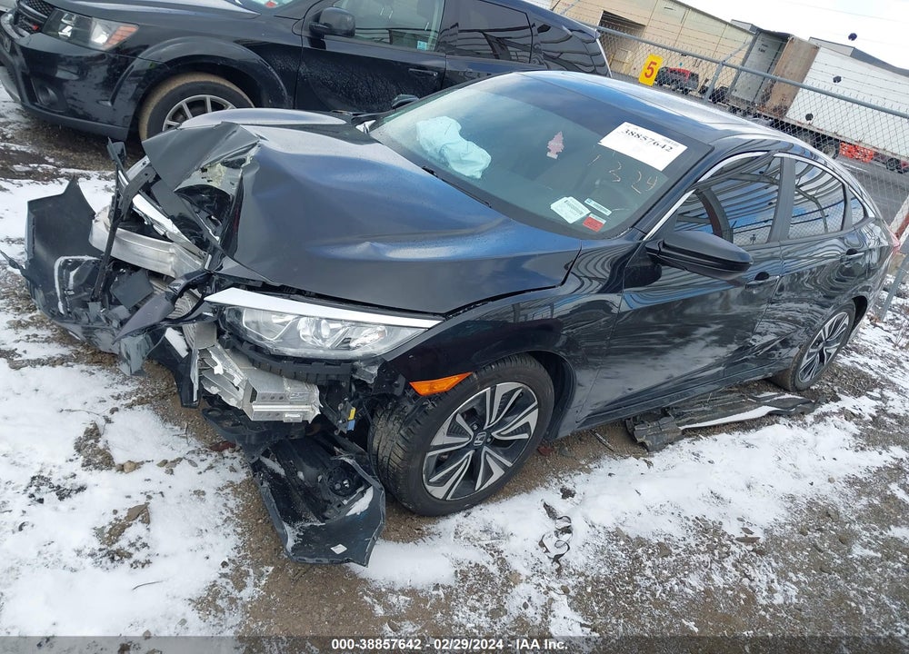2018 HONDA CIVIC EX-T VIN: JHMFC1F30JX028820