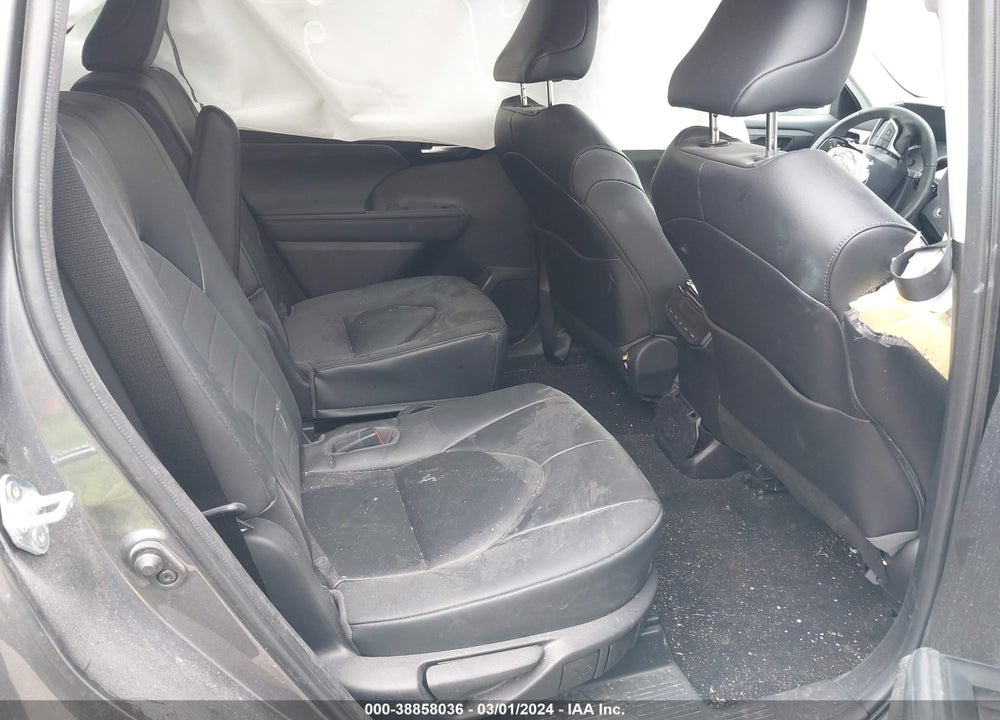 2023 TOYOTA HIGHLANDER XLE VIN: 5TDKDRBH1PS021578