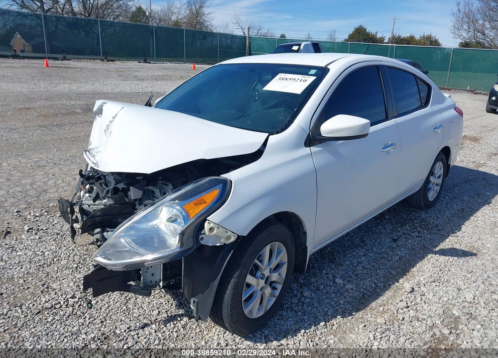 2018 NISSAN VERSA 1.6 SV VIN: 3N1CN7APXJL833962