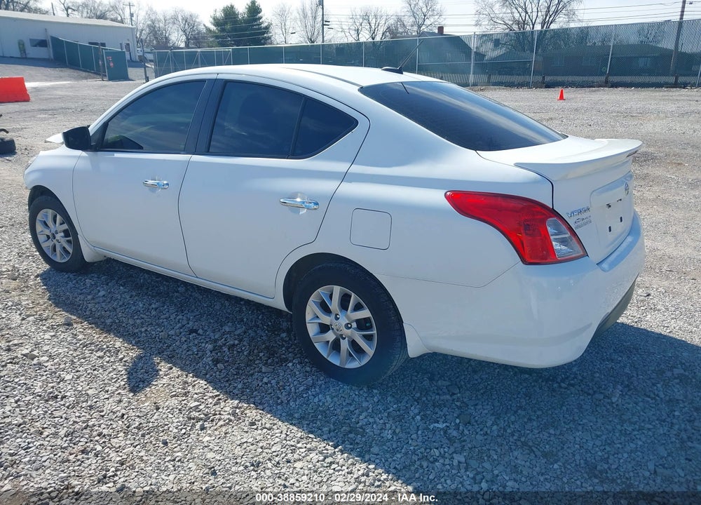2018 NISSAN VERSA 1.6 SV VIN: 3N1CN7APXJL833962