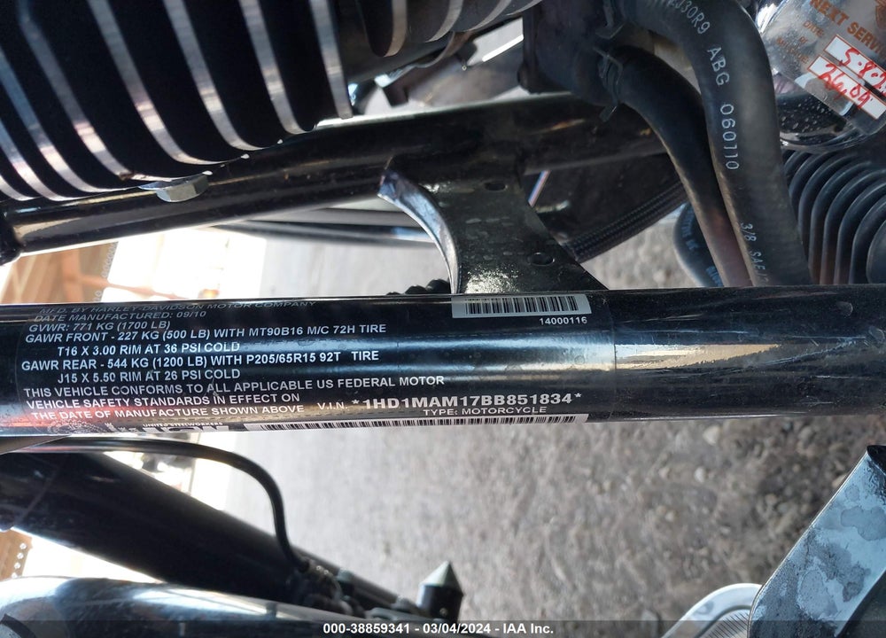 2011 HARLEY-DAVIDSON FLHTCUTG VIN: 1HD1MAM17BB851834