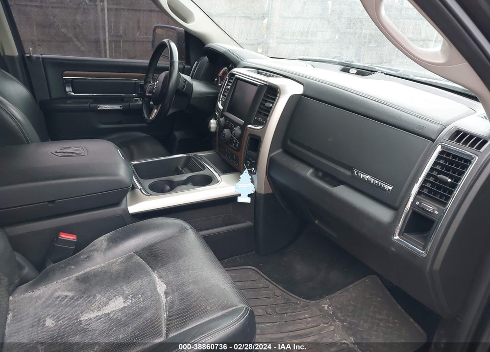 2016 RAM 1500 LAIE VIN: 1C6RR7NT6GS415628
