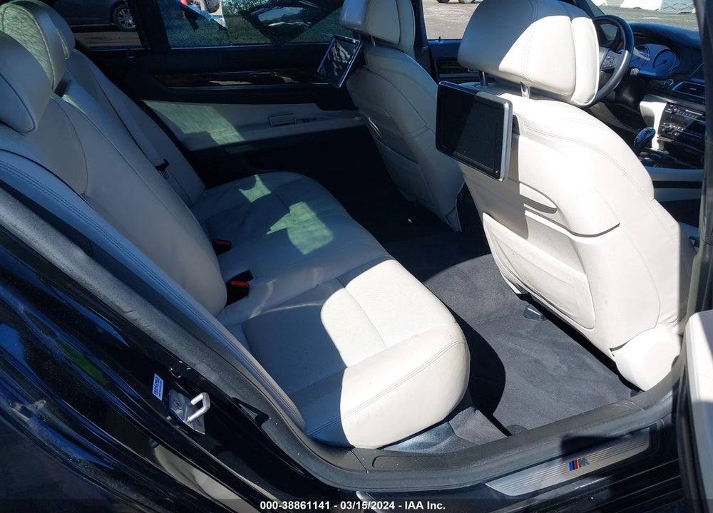 2013 BMW 750LI VIN: WBAYE8C53DD133583