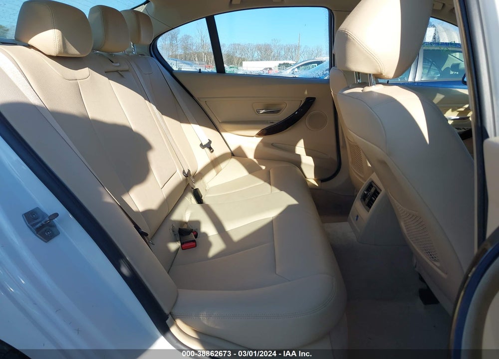 2015 BMW 328I VIN: WBA3B5G54FNS16402