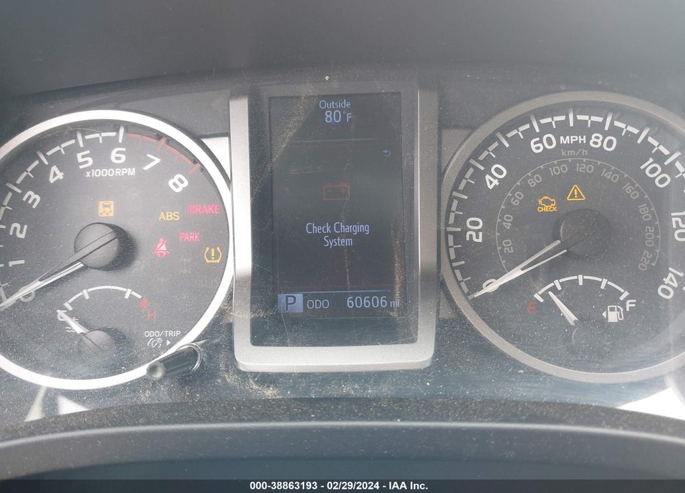 2019 TOYOTA TACOMA SR5 V6 VIN: 3TMAZ5CN9KM108972