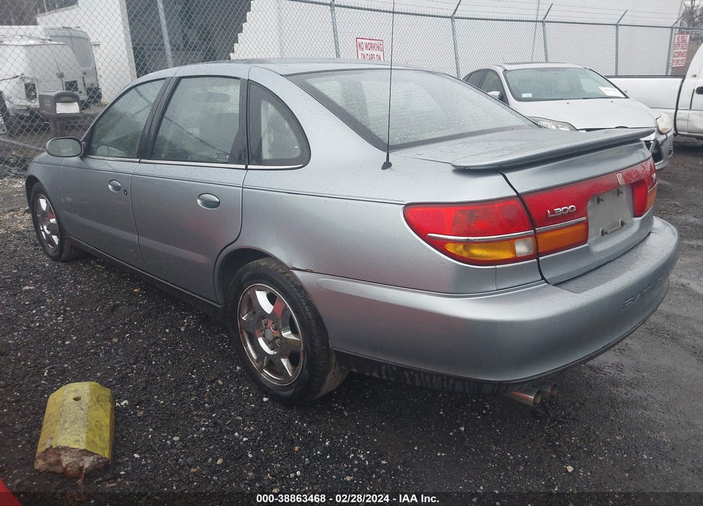 2002 SATURN L-SERIES L300 VIN: 1G8JW54R22Y557953