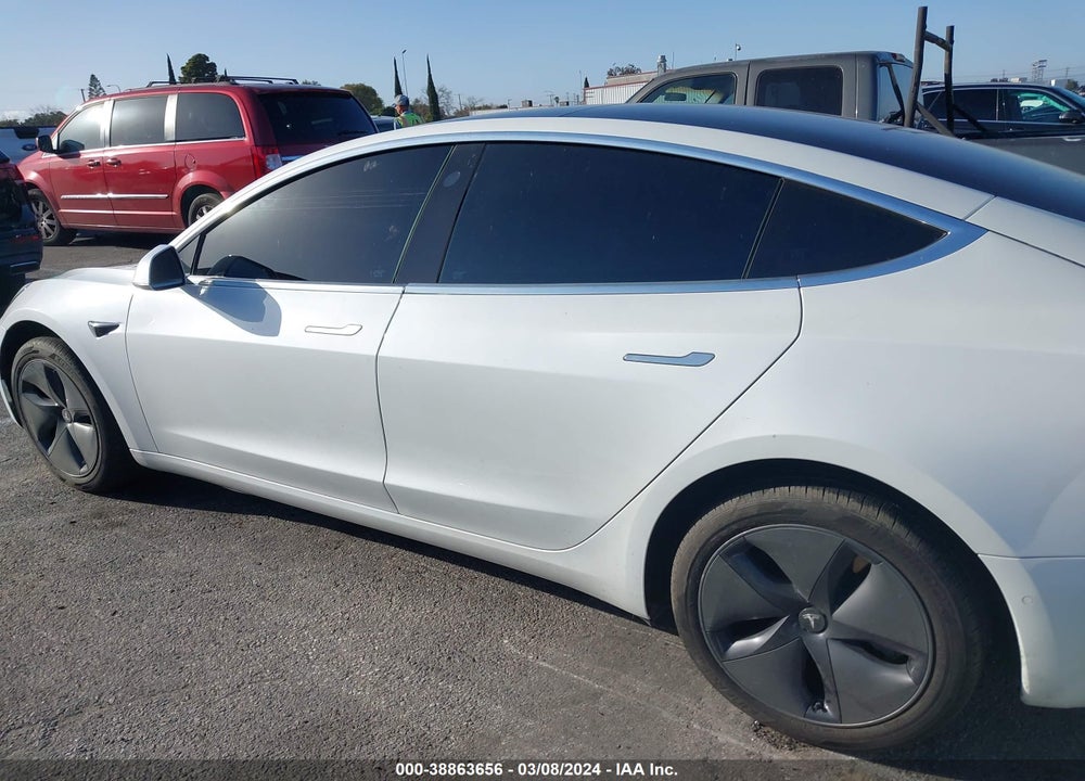 2020 TESLA MODEL 3 STANDARD RANGE PLUS REAR-WHEEL DRIVE/STANDARD RANGE REAR-WHEEL DRIVE VIN: 5YJ3E1EA2LF504688