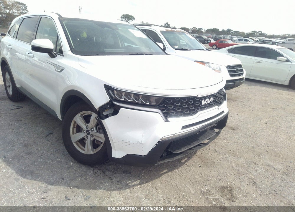 2022 KIA SORENTO LX VIN: 5XYRG4LC7NG141715