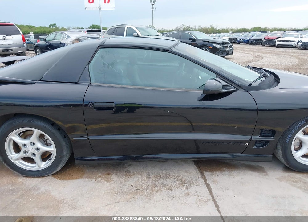 1999 PONTIAC FIREBIRD TRANS AM VIN: 2G2FV22G7X2223313