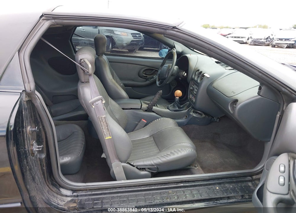 1999 PONTIAC FIREBIRD TRANS AM VIN: 2G2FV22G7X2223313