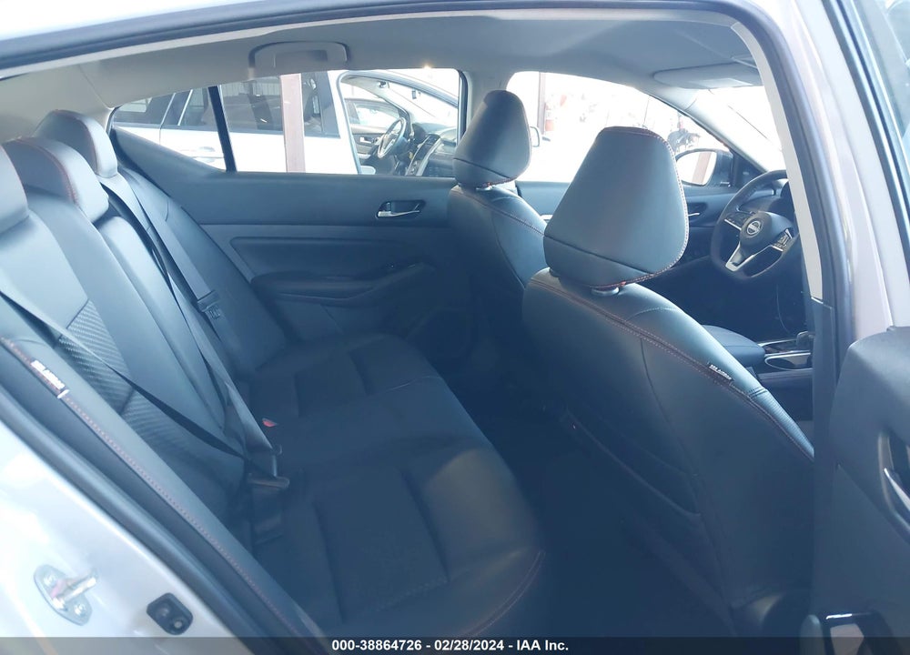 2024 NISSAN ALTIMA SR FWD VIN: 1N4BL4CV7RN377297