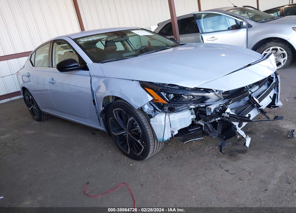 2024 NISSAN ALTIMA SR FWD VIN: 1N4BL4CV7RN377297