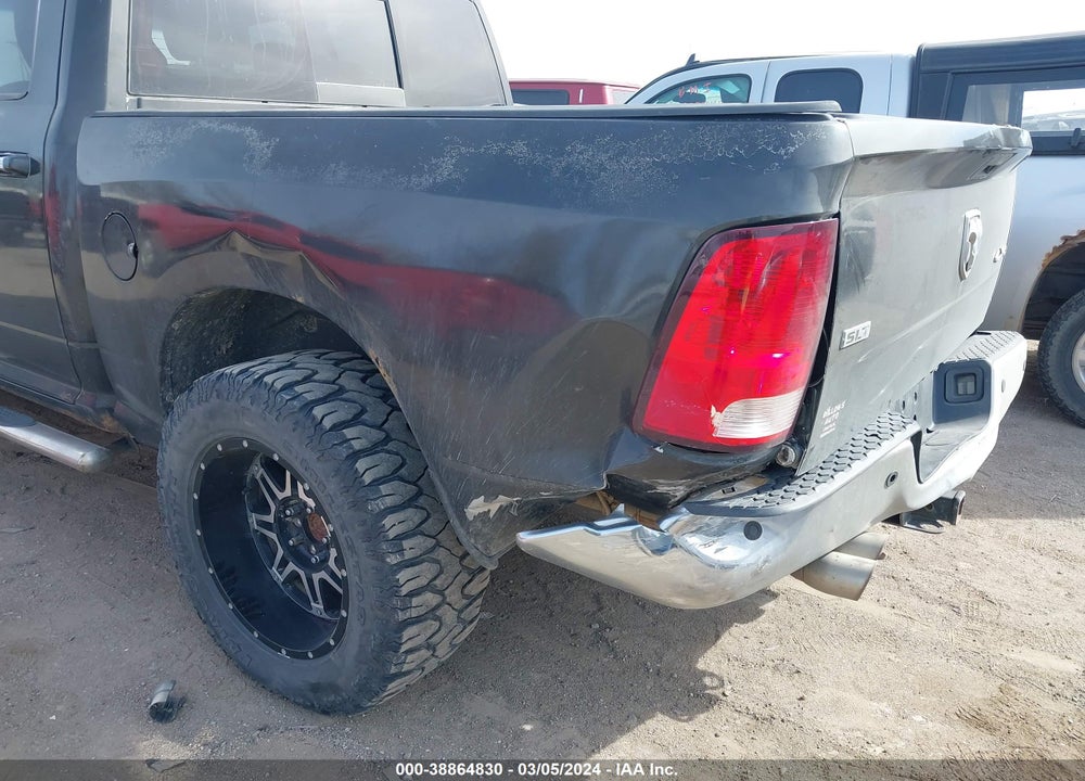 2013 RAM 1500 SLT VIN: 1C6RR7LT1DS697112