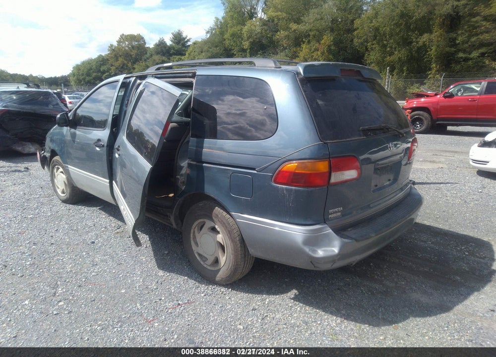 2003 TOYOTA SIENNA XLE VIN: 4T3ZF13C13U510309