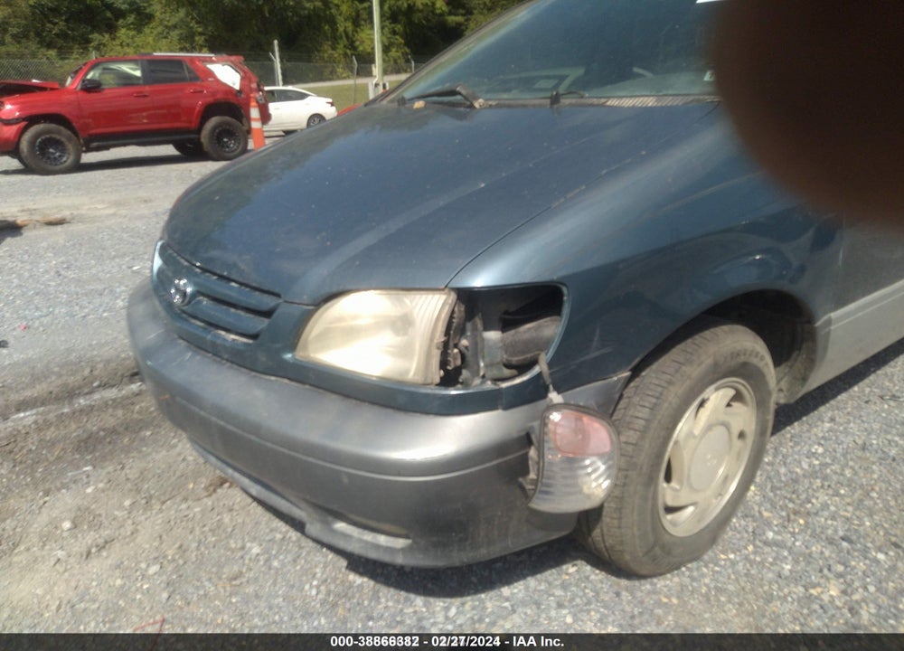 2003 TOYOTA SIENNA XLE VIN: 4T3ZF13C13U510309