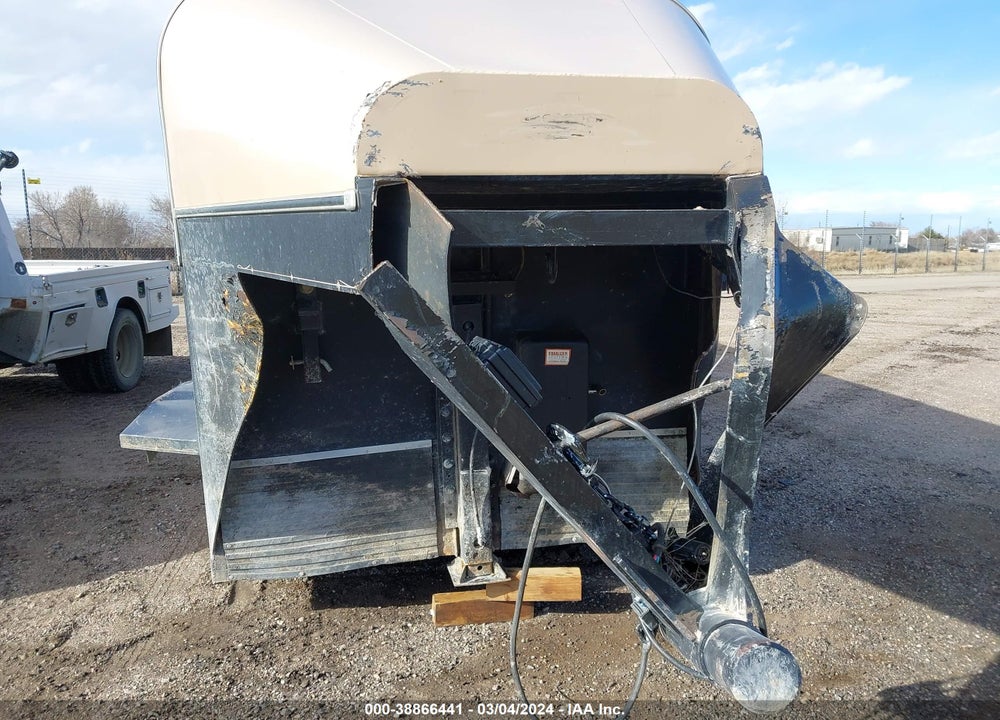 2015 EVERLITE INC OTHER VIN: 4AULG2020FA134279