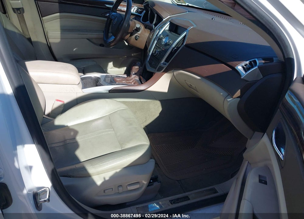 2011 CADILLAC SRX LUXURY COLLECTION VIN: 3GYFNAEY3BS515967