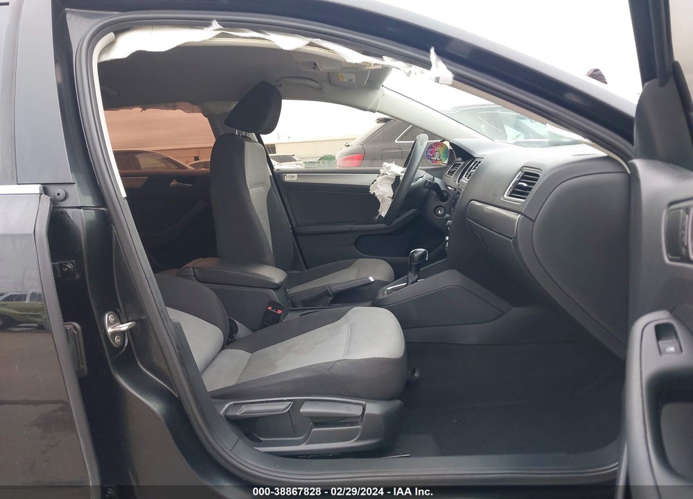 2017 VOLKSWAGEN JETTA 1.4T S VIN: 3VW2B7AJ3HM247716