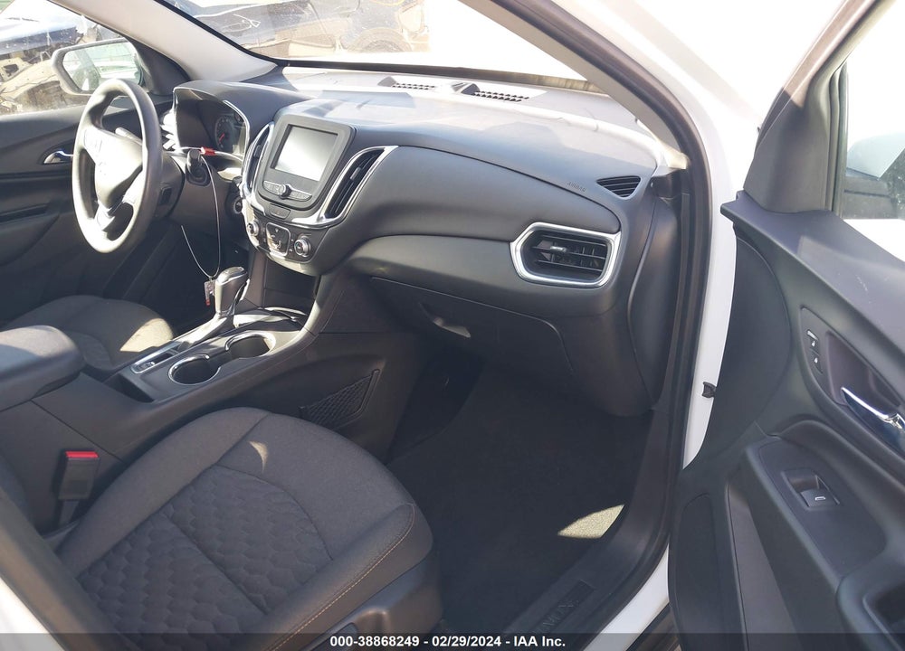2018 CHEVROLET EQUINOX LT VIN: 2GNAXJEV8J6348056