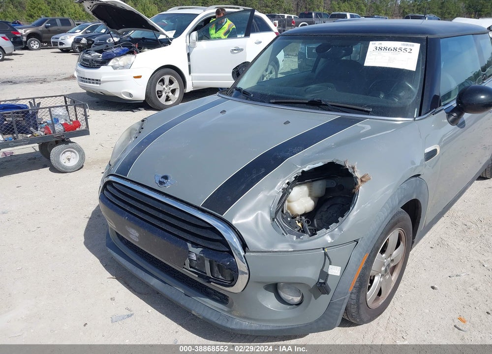 2016 MINI HARDTOP COOPER VIN: WMWXP5C50G3B15365