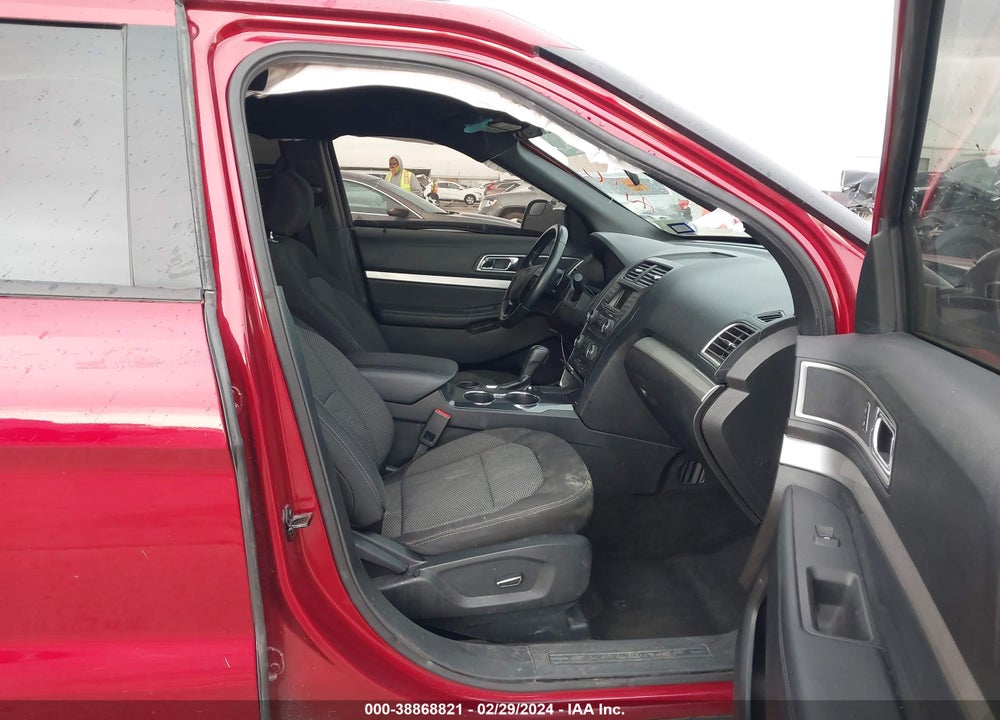 2017 FORD EXPLORER XLT VIN: 1FM5K7D88HGD86058
