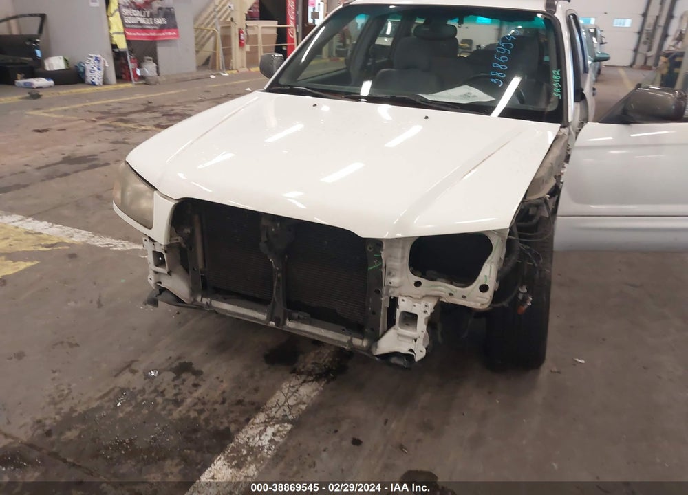 2004 SUBARU FORESTER 2.5XS VIN: JF1SG65654H718581