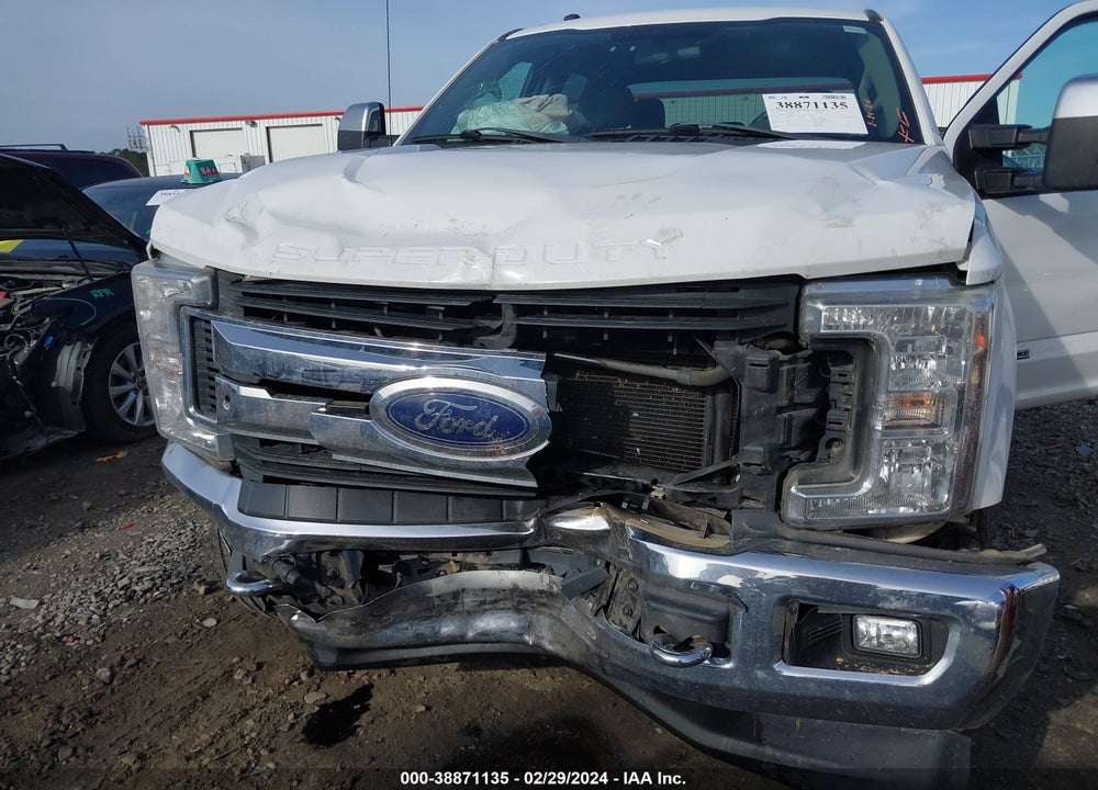 2017 FORD F-250 XLT VIN: 1FT7W2BTXHEE12117