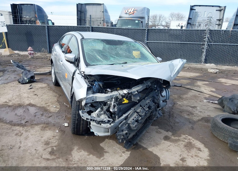 2017 FORD FOCUS SE VIN: 1FADP3F25HL235646