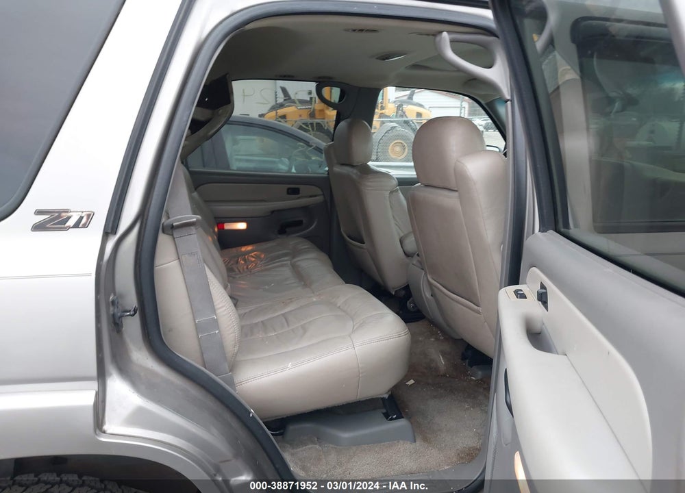 2002 CHEVROLET TAHOE Z71 VIN: 1GNEK13Z72R320471