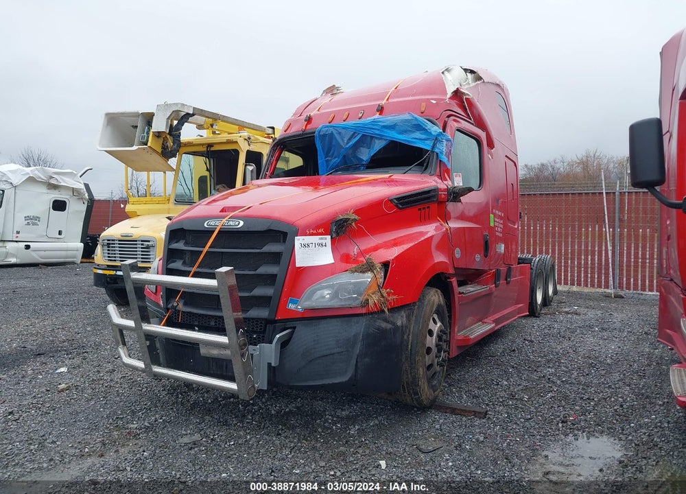 2018 FREIGHTLINER NEW CASCADIA 126 VIN: 3AKJHHDR5JSJH8709