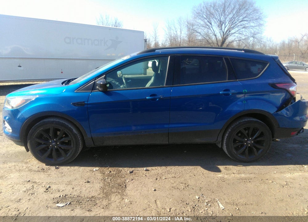 2018 FORD ESCAPE SE VIN: 1FMCU9GD6JUA80800
