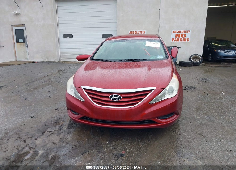 2011 HYUNDAI SONATA VIN: 5NPEB4AC8BH130629