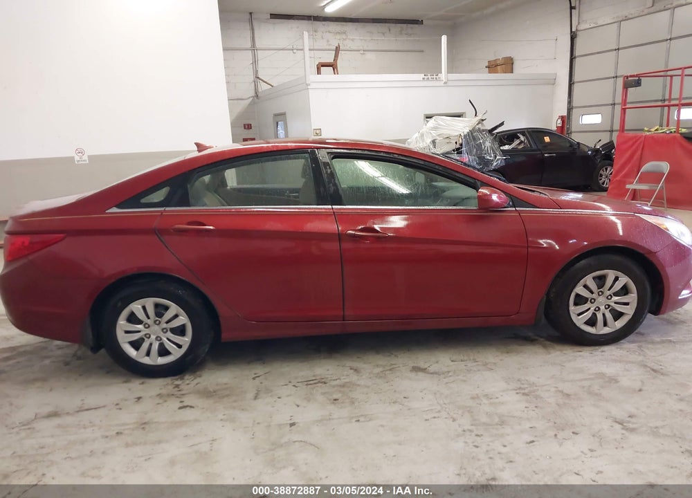 2011 HYUNDAI SONATA VIN: 5NPEB4AC8BH130629