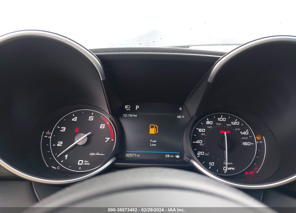 2019 ALFA ROMEO GIULIA AWD VIN: ZARFANAN0K7613900