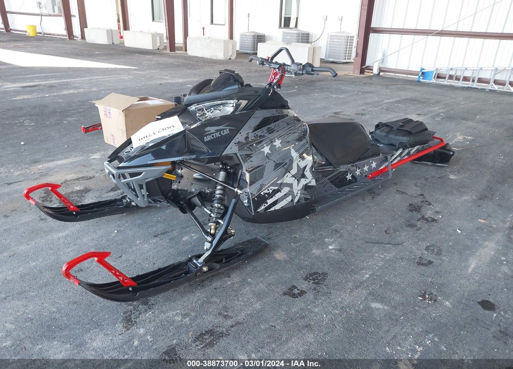 2020 ARCTIC CAT M800 VIN: 4UF20SNWXLT104086