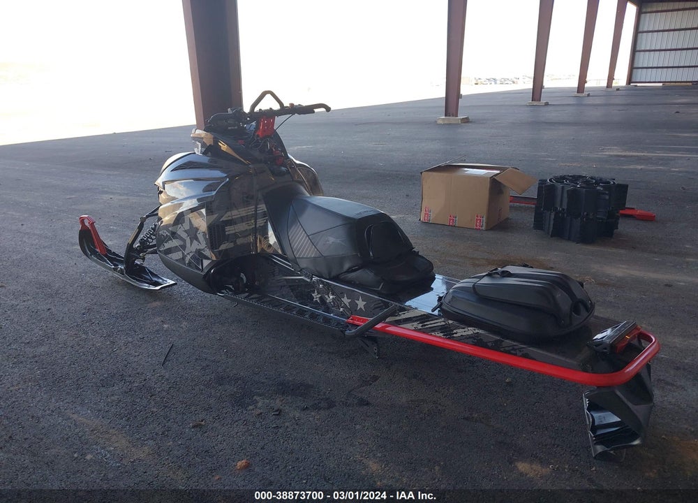 2020 ARCTIC CAT M800 VIN: 4UF20SNWXLT104086