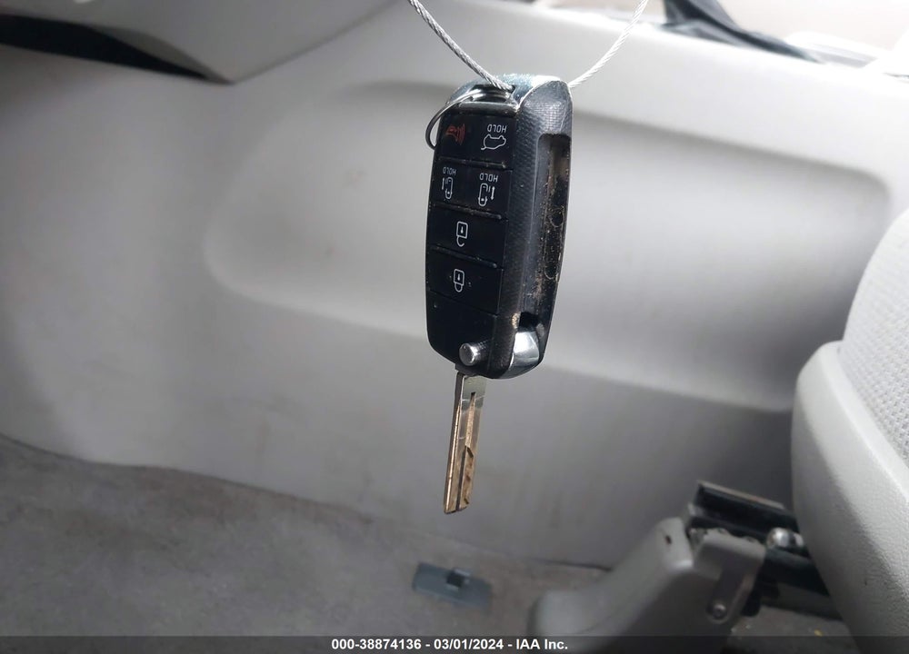 2016 KIA SEDONA LX VIN: KNDMB5C1XG6085322