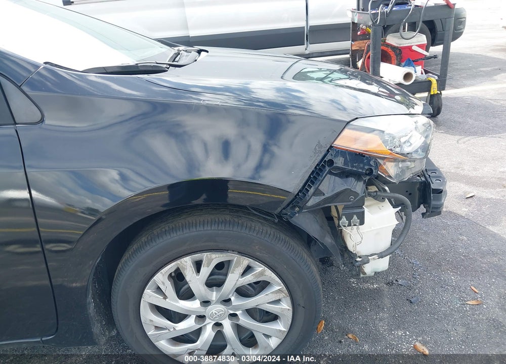 2019 TOYOTA COROLLA LE VIN: 2T1BURHE5KC237349