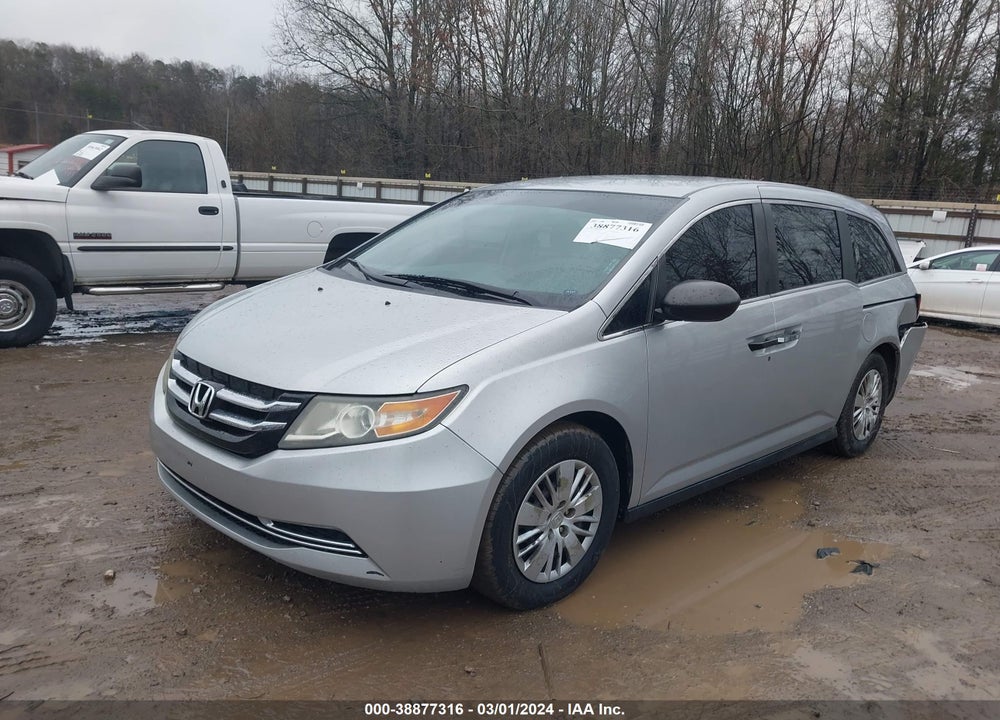 2015 HONDA ODYSSEY LX VIN: 5FNRL5H25FB038917
