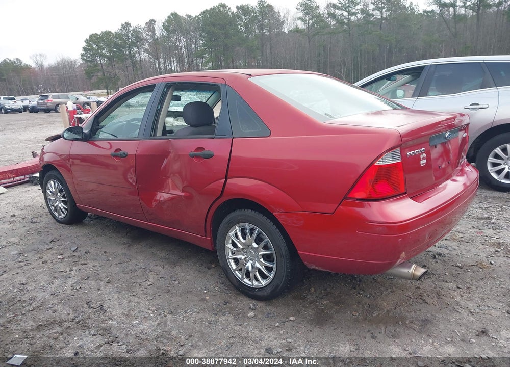 2005 FORD FOCUS ZX4 VIN: 1FAFP34NX5W208149
