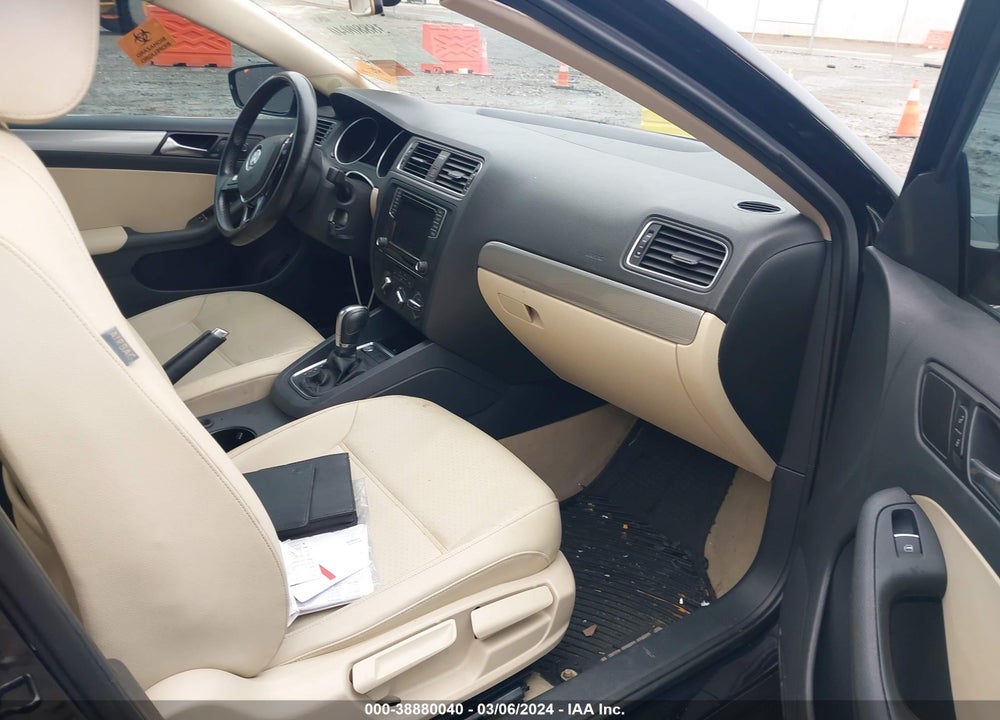 2016 VOLKSWAGEN JETTA 1.4T SE VIN: 3VWD67AJXGM266937