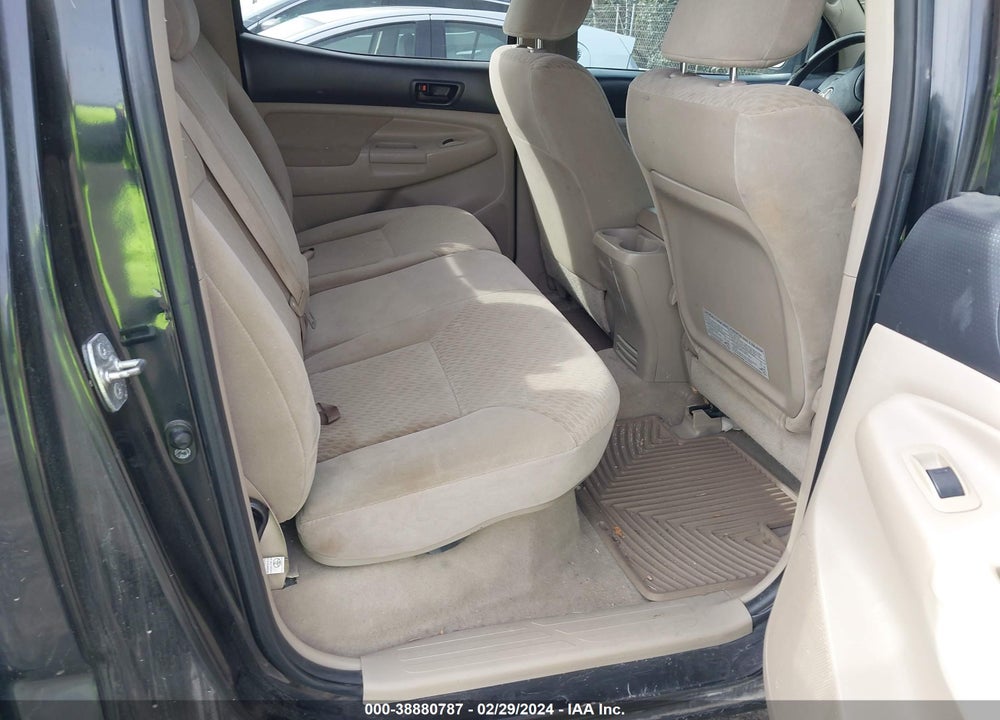 2010 TOYOTA TACOMA PRERUNNER V6 VIN: 5TEJU4GN5AZ698477