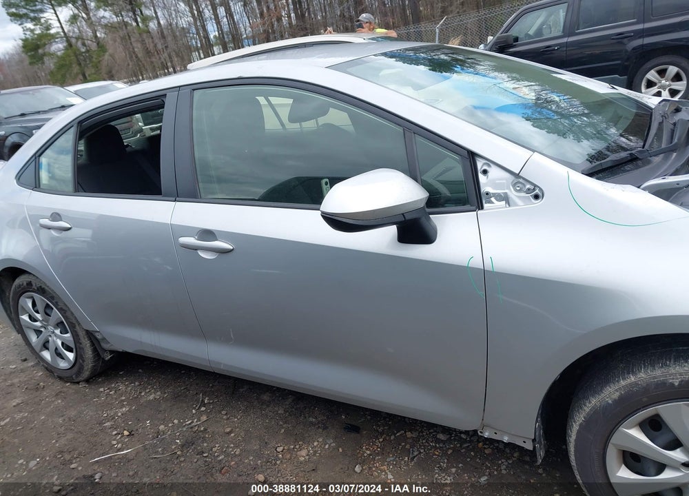 2022 TOYOTA COROLLA LE VIN: JTDEPMAE1N3021867