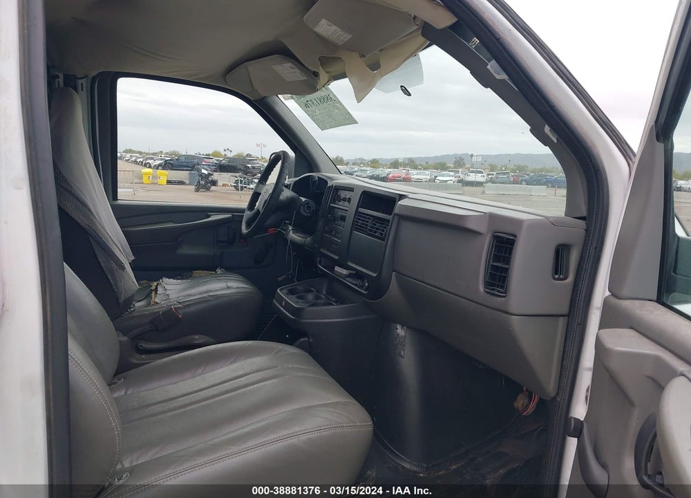 2006 CHEVROLET EXPRESS WORK VAN VIN: 1GCFG15X061205161