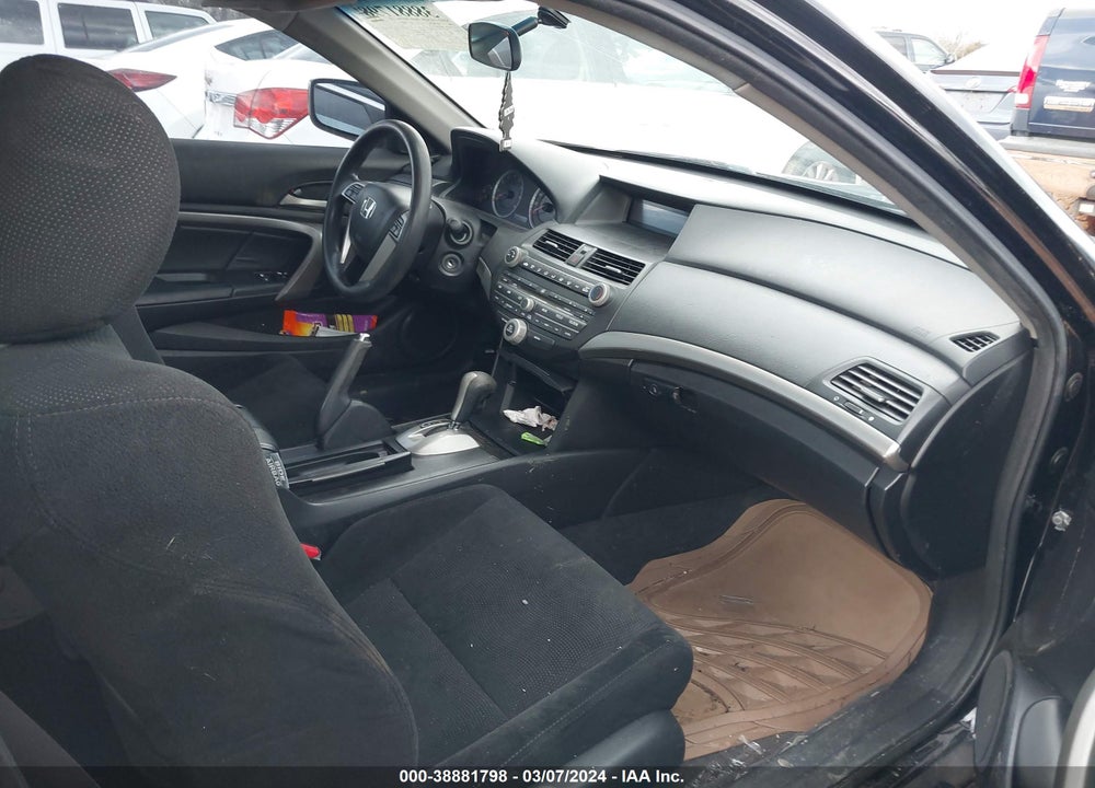 2009 HONDA ACCORD 2.4 EX VIN: 1HGCS127X9A018411